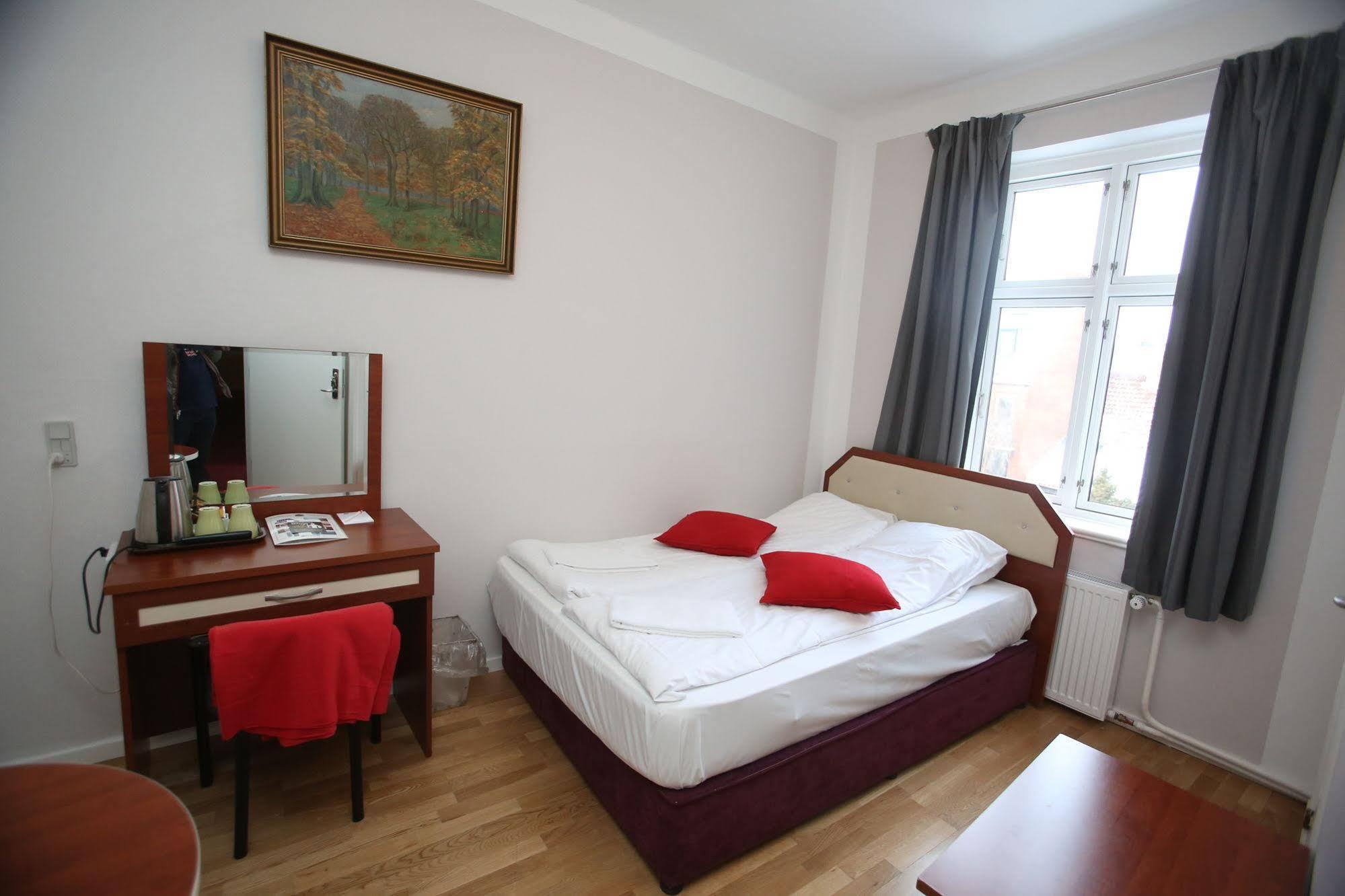 Hotel Skandia Хельсингер Экстерьер фото