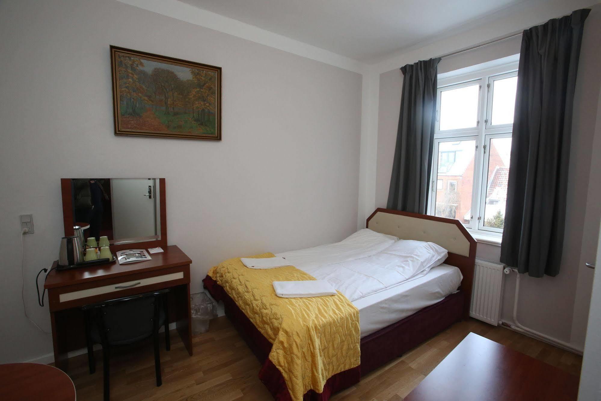 Hotel Skandia Хельсингер Экстерьер фото